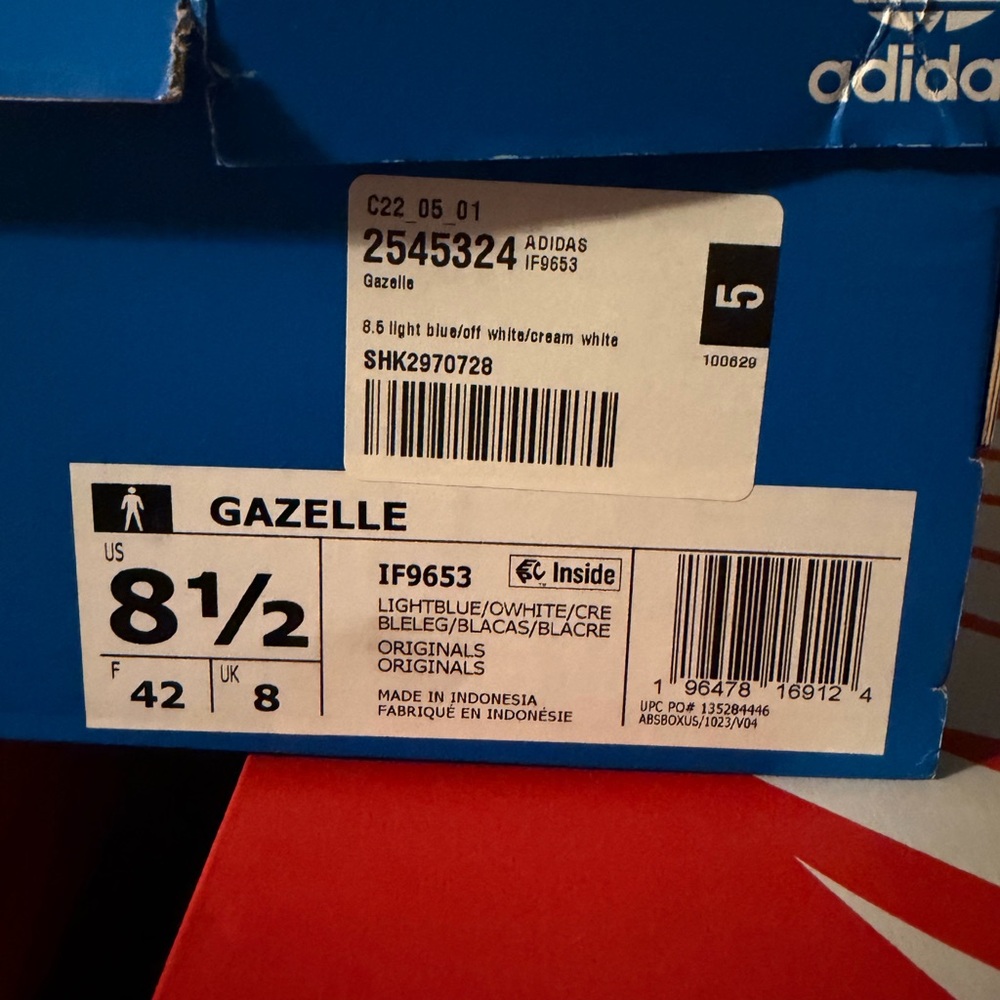 Men’s Adidas Gazelle Shoes - Picture 8 of 8